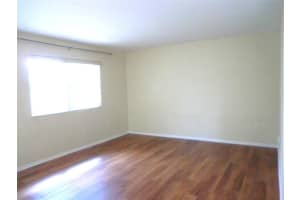 201 KINGS BOULEVARD, SUN CITY CENTER, FL 33573 Sold 09/12/25