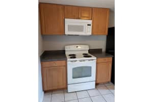 MLS# MFRTB8416135, Tampa, Florida 33617