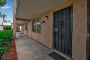 4702 Michael Ct #143, TAMPA