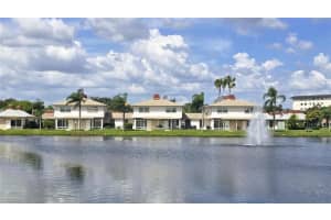4352 Tahitian Gardens Cir #m, HOLIDAY