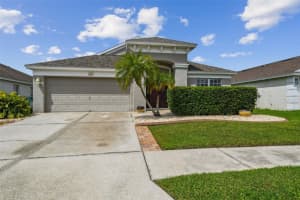 7653 Outerbridge St, WESLEY CHAPEL