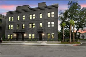 1218 E Kay St #12, TAMPA