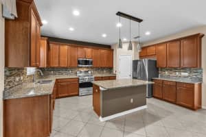 2212 VALTERRA VISTA WAY, VALRICO, FL 33594 - MLS#MFRTB8416304