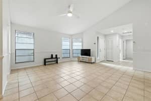 4404 OAK HARBOR DRIVE, TAMPA, FL 33613 - MLS#MFRTB8416373