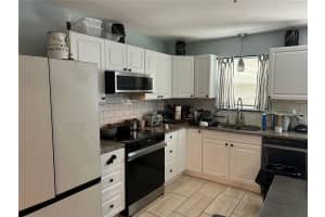6326 3RD AVENUE, ST PETERSBURG, FL 33707 - MLS#MFRTB8416398