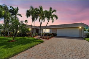 3003 W Vina Del Mar Blvd, ST PETE BEACH