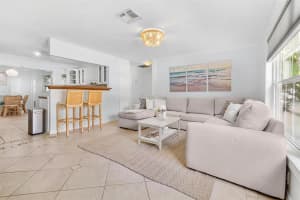 6841 13TH STREET, ST PETERSBURG, FL 33702 - MLS#MFRTB8416435