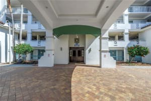 1325 SNELL ISLE BOULEVARD, ST PETERSBURG, FL 33704 - MLS#MFRTB8416448