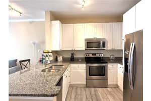 4221 SPRUCE STREET, TAMPA, FL 33607 - MLS#MFRTB8416480