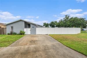 10701 CROWNGATE LANE, TAMPA, FL 33624 - MLS#MFRTB8416511