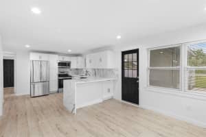 715 BOUGAINVILLEA AVENUE, TAMPA, FL 33612 - MLS#MFRTB8416581