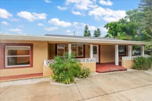 5390 48th Ave N, ST PETERSBURG