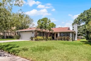 8208 LA SERENA DRIVE, TAMPA, FL 33614 - MLS#MFRTB8416716