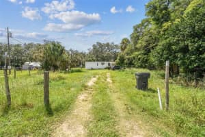 1101 Bird Rd, DAVENPORT