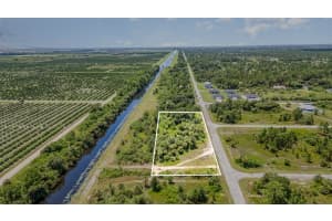 565 NAPLES AVENUE, LEHIGH ACRES, FL 33974 - MLS#MFRTB8416743