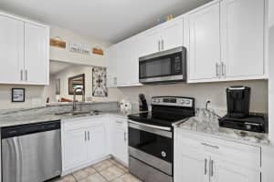 5100 BURCHETTE ROAD, TAMPA, FL 33647 - MLS#MFRTB8416856