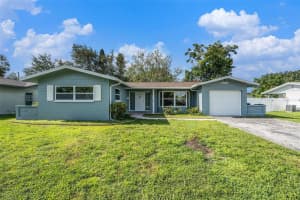 5984 30th Ave N, ST PETERSBURG