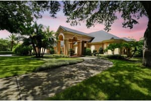16309 MILLAN DE AVILA, TAMPA, FL 33613 - MLS#MFRTB8416901