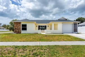 1225 Greenlea Dr, HOLIDAY