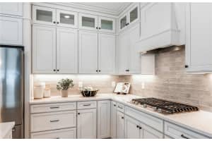 9945 REDWOOD RIDGE AVENUE, RIVERVIEW, FL 33578 - MLS#MFRTB8417078