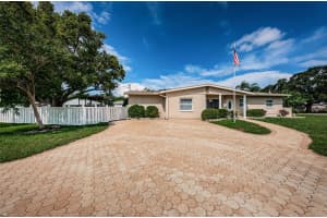 1550 55TH STREET, ST PETERSBURG, FL 33710 Sold 09/29/25