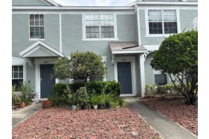 2417 Lake Woodberry Cir, BRANDON