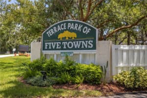 8198 Terrace Garden Dr N #501, ST PETERSBURG
