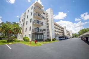 8198 TERRACE GARDEN DRIVE, ST PETERSBURG, FL 33709 - MLS#MFRTB8417178