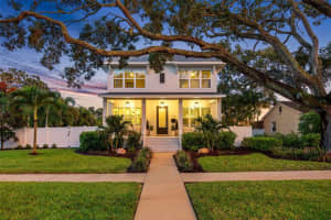 312 35th Ave Ne, ST PETERSBURG