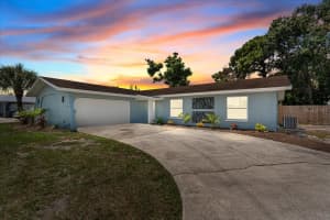 928 59th St W, BRADENTON