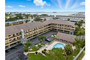460 PAULA DRIVE, DUNEDIN, FL 34698 - MLS#MFRTB8417234