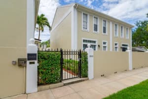 2802 CLEVELAND STREET, TAMPA, FL 33609 - MLS#MFRTB8417235