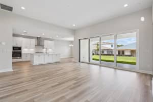 5286 WOLF CREEK DRIVE, APOLLO BEACH, FL 33572 - MLS#MFRTB8417291