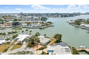 7998 1ST AVENUE, ST PETERSBURG, FL 33707 - MLS#MFRTB8417297
