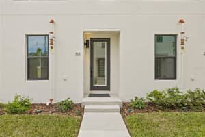 323 15TH STREET, ST PETERSBURG, FL 33705 - MLS#MFRTB8417303