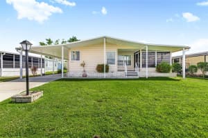 658 LA SALA, NORTH PORT, FL 34287 - MLS#MFRTB8417347