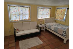 135 RAMONA CIRCLE, PALM HARBOR, FL 34683 Sold 10/17/25