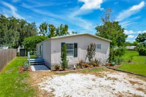 911 7TH STREET, MULBERRY, FL 33860 Sold 10/14/25