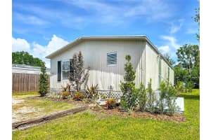 911 7TH STREET, MULBERRY, FL 33860 Sold 10/14/25