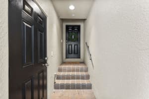 9717 BAY GROVE LANE, TAMPA, FL 33615 - MLS#MFRTB8417371