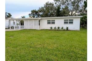 2910 W Price Ave, TAMPA