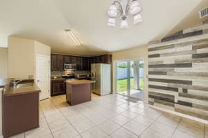 391 MICHIGAN ESTATES CIRCLE, ST CLOUD, FL 34769 - MLS#MFRTB8417405