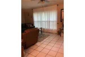 819 62ND AVENUE, ST PETERSBURG, FL 33705 - MLS#MFRTB8417434