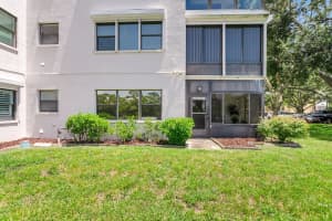 8186 TERRACE GARDEN DRIVE, ST PETERSBURG, FL 33709 - MLS#MFRTB8417472