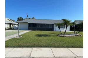 715 Desert Hills Way, SUN CITY CENTER