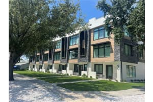 90 Columbia Dr #2, TAMPA