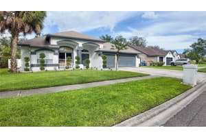 3926 Northridge Dr, VALRICO