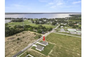 118 9TH STREET, FROSTPROOF, FL 33843 - MLS#MFRTB8417717