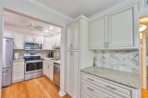 205 KINGS BOULEVARD, SUN CITY CENTER, FL 33573 - MLS#MFRTB8417718