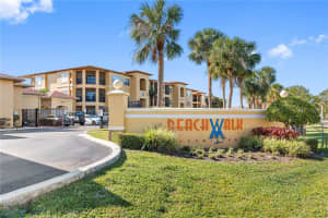 4323 Bayside Village Dr #202, TAMPA